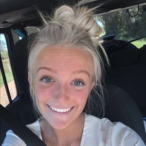 Meet your Posher, Abbygail